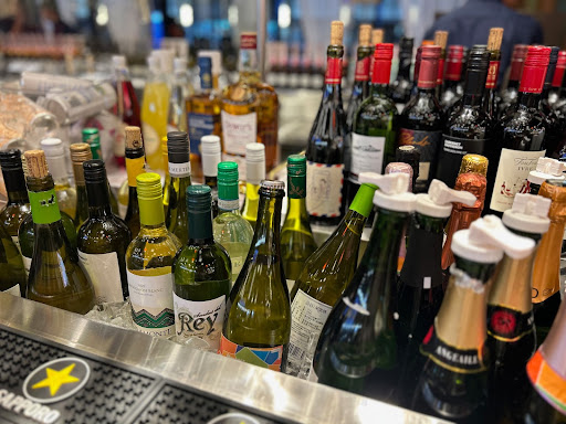 【東北初】50種類以上のワインが飲み放題！新感覚のワインバー『ESOLA』が仙台に初出店・ワインビュッフェ