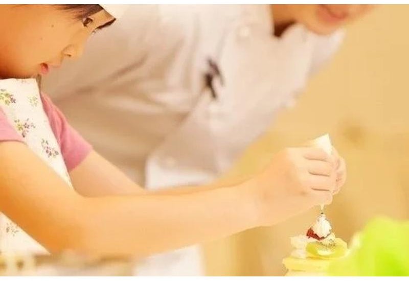 仙台ロイヤルパークホテルの夏休み特別企画「キッズパティシエ体験付き宿泊プラン」が販売開始