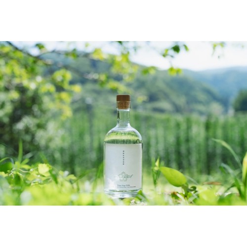 季節限定ジン「naturadistill紫蘇忽布蒸溜酒」新発売!収穫から1時間の採れたてホップで仕込むクラフトジン