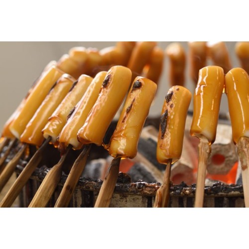 山形・白鷹町の団子店「ひがしだんごや」が、とことん白鷹産にこだわった納豆餅の販売を開始！