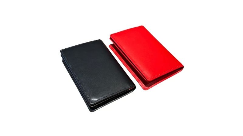 【青森発スタートアップappcycle×老舗革小物メーカー東屋】「SICアワード2025」の伴走支援で誕生したコラボ商品が発売!